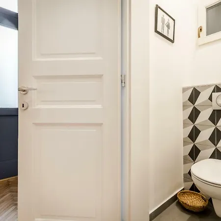 Apartment Szerzodesbontas - Industrial Fantasy *