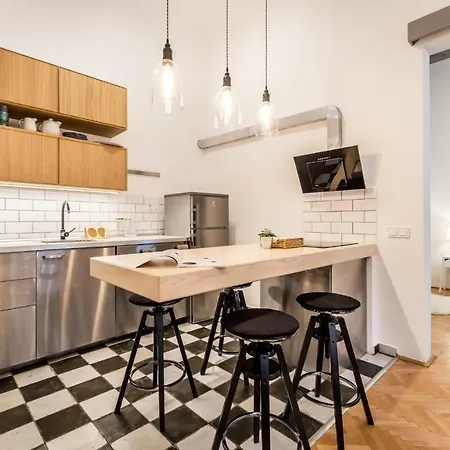 Apartamento Szerzodesbontas - Industrial Fantasy Budapest
